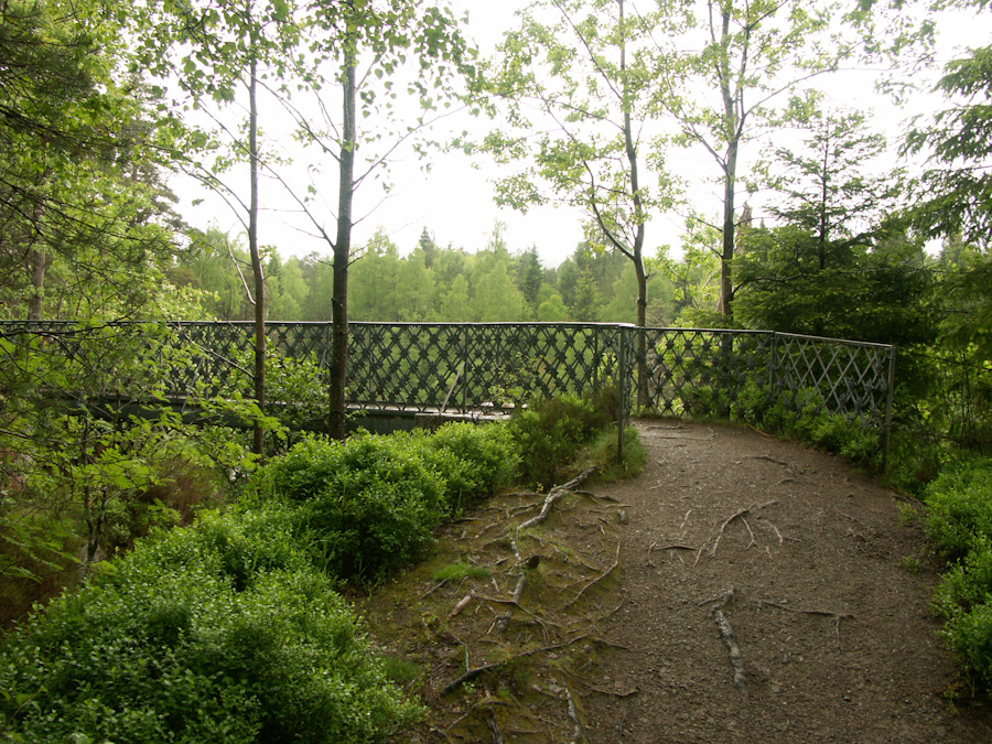 Plodda Falls, Footbridge